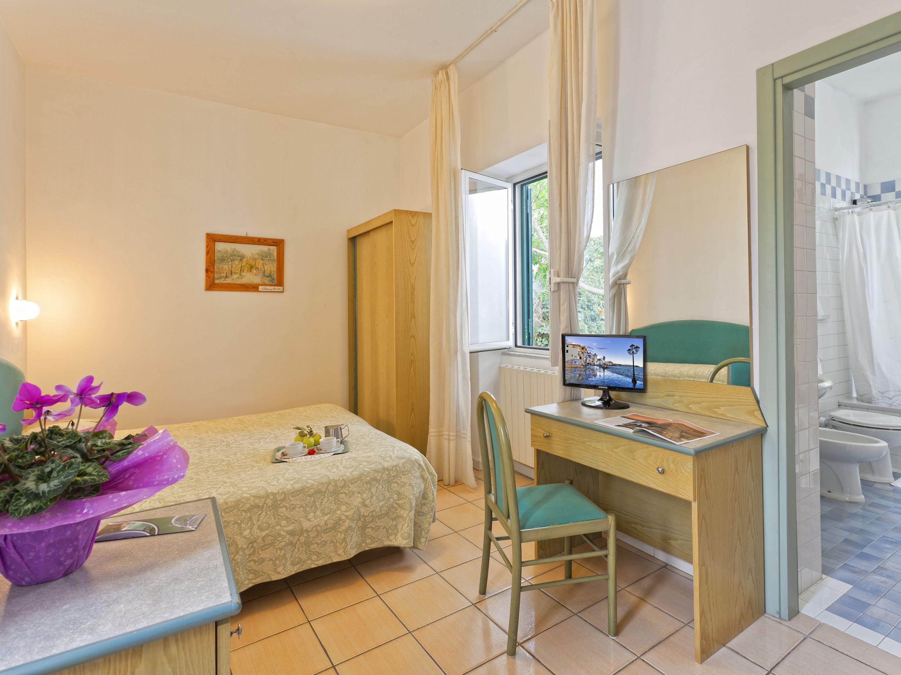 Hotel Vittoria Ischia Exterior photo